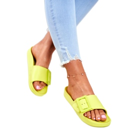 Chinelos femininos Big Star com fivela verde FF274A390 2