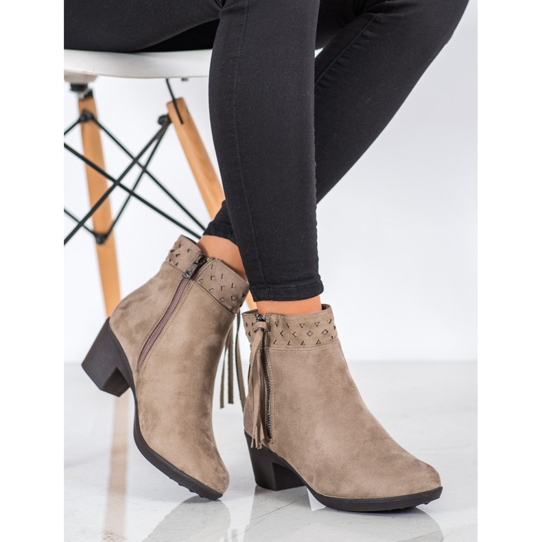 Kylie Botas bege com franjas 1