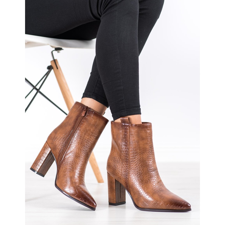 Seastar Botas elegantes com um padrão marrom 1