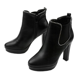 Botins pretos com zíper e elástico Circus 1