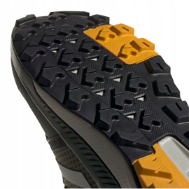 Sapatos Adidas Terrex Trailmaker Mid Cold.Rdy M FV6887 preto multicolorido 1