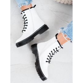 Vinceza Trabalhadores Brancos 1