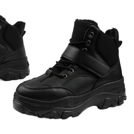 Tênis esportivos pretos da moda feitos de couro ecológico Soulsille 1