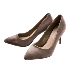 Sapatos cinza em um salto LEI-137 marrom 2
