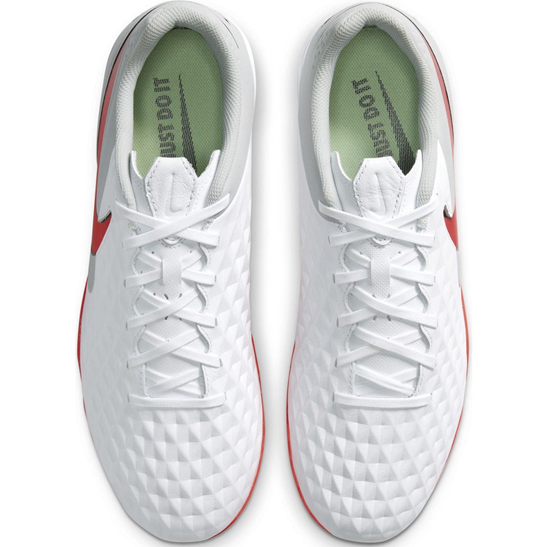 Chuteira de futebol Nike Tiempo Legend 8 Academy Tf AT6100 163 branco branco 1