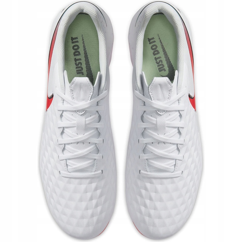 Chuteira Nike Tiempo Legend 8 Academy FG / MG AT5292 163 branco branco 1