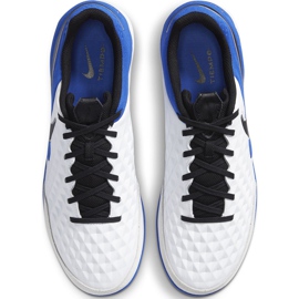 Chuteiras Nike Tiempo Legend 8 Academy Ic AT6099 104 branco 1