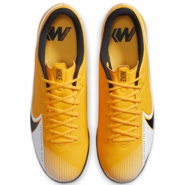 Chuteira Nike Mercurial Vapor 13 Academy Ic AT7993 801 laranja amarelo 1