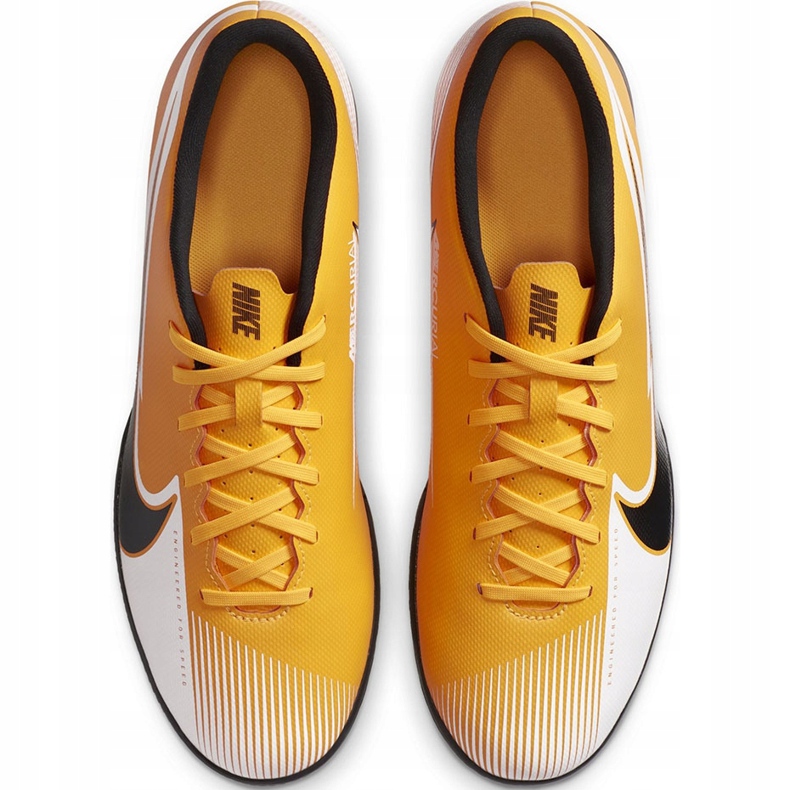 Chuteiras Nike Mercurial Vapor 13 Club Ic AT7997 801 laranja amarelo 1