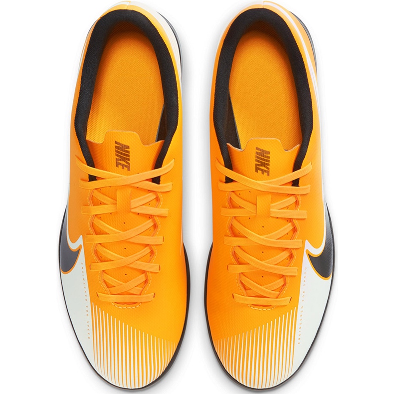 Chuteiras Nike Mercurial Vapor 13 Club Tf AT7999 801 laranja laranja 1