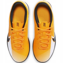 Chuteiras Nike Mercurial Vapor 13 Club Ic Junior AT8169 801 laranja laranja 1
