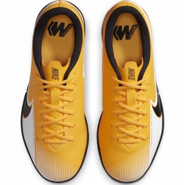 Chuteira Nike Mercurial Vapor 13 Academy Ic Junior AT8137 801 laranja amarelo 1