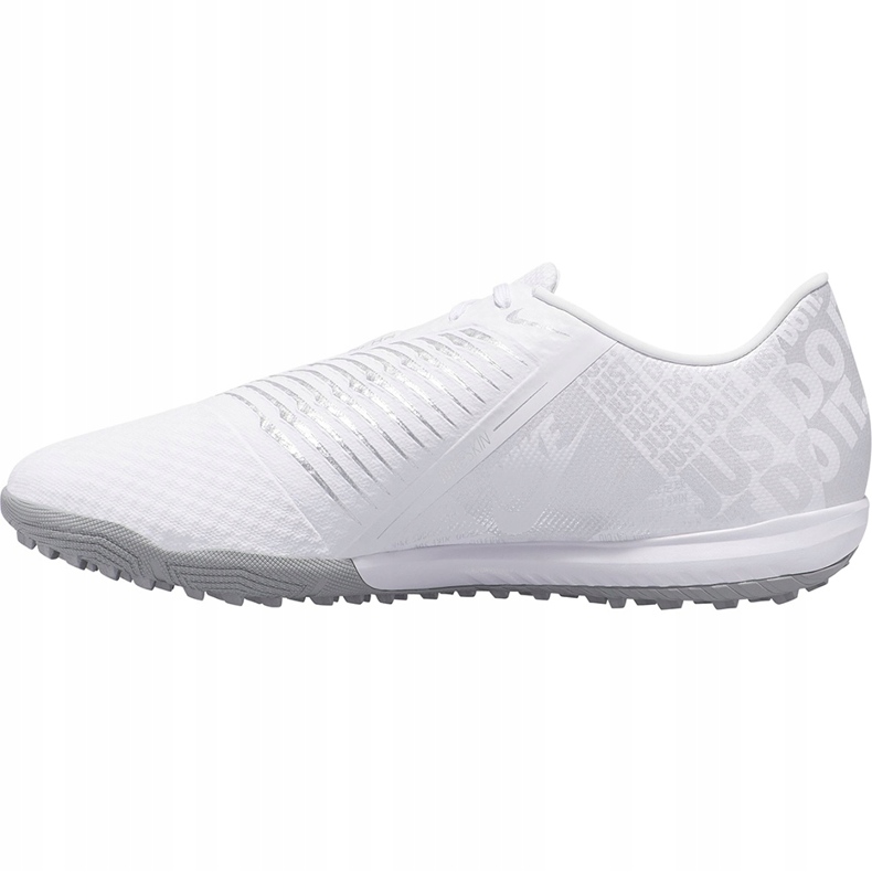 Chuteira Nike Phantom Venom Academy Tf AO0571 100 branco branco 1