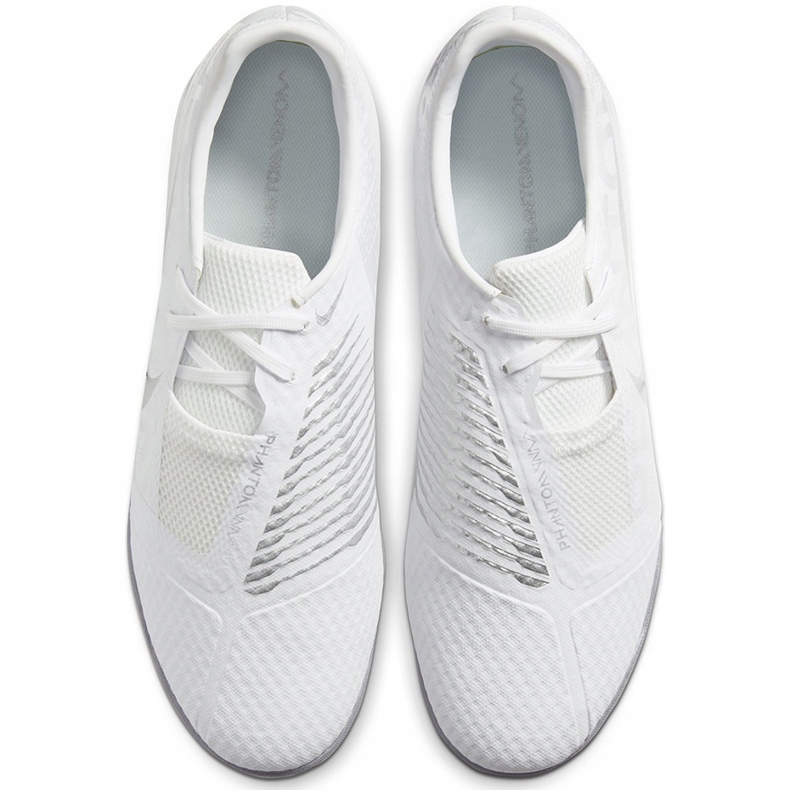 Chuteiras Nike Phantom Venom Academy Ic AO0570 100 branco branco 1