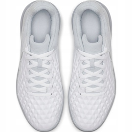 Chuteiras Nike Tiempo Legend 8 Club Ic Junior AT5882 100 branco branco 1