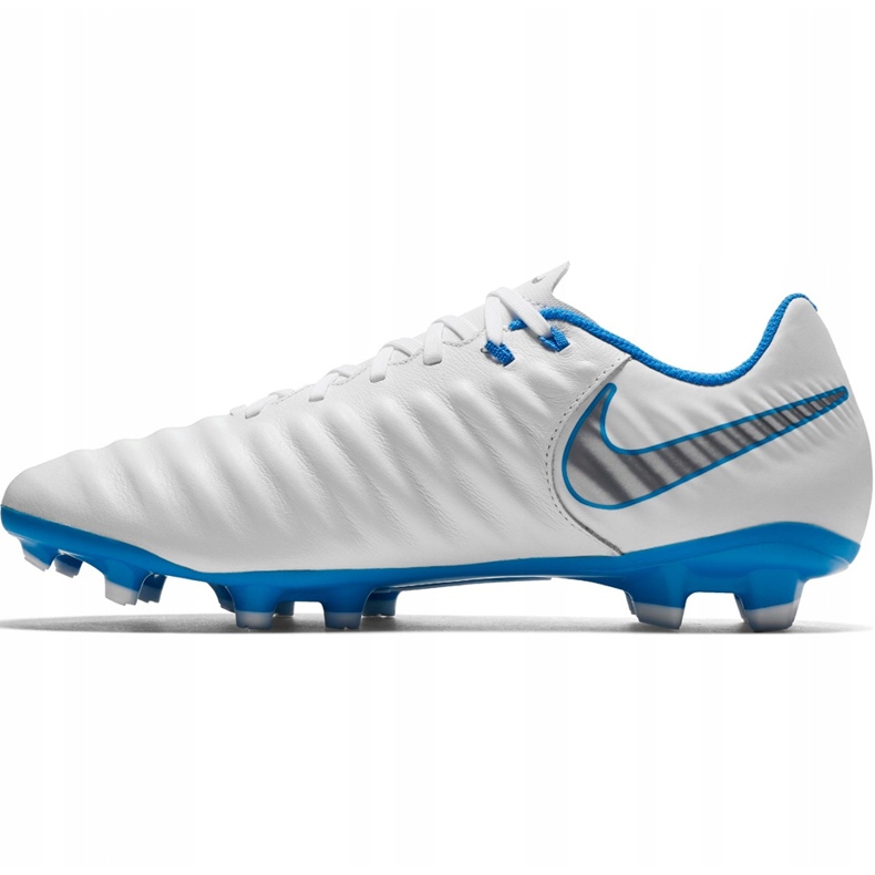 Chuteira Nike Tiempo Legend 7 Academy Fg AH7242 107 branco 1