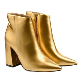 Botins dourados com zíper Adrietina 2
