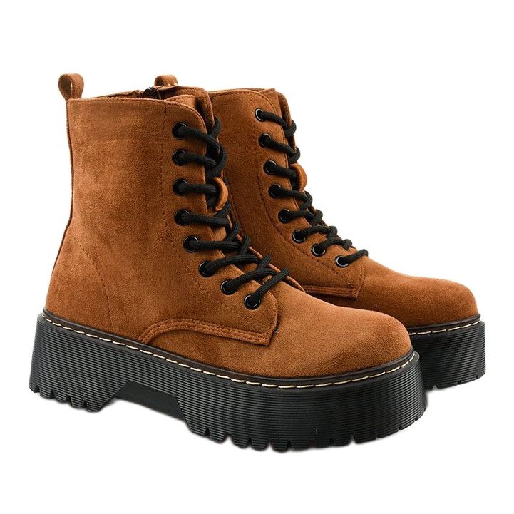 Botas cataela marrom com renda em camurça 2