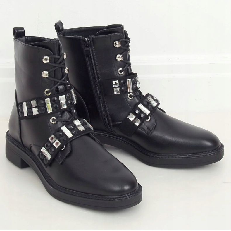 Trabalhadores Negros com Pedras BH307 Preto 1