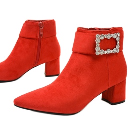 Botins vermelhos no poste com zíper Antipodes 1