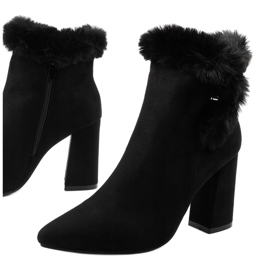 Botas pretas em poste com zíper Helike preto 1 Botas pretas em poste com zíper Helike preto 1