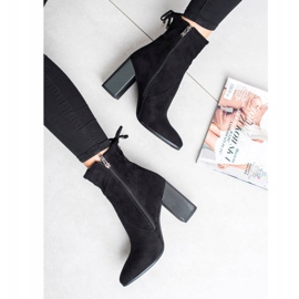 Goodin Botas de camurça com laço preto 1 Goodin Botas de camurça com laço preto 1