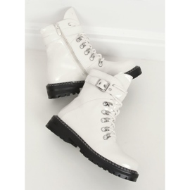 Botas femininas lacadas brancas 8120-PA Branco 2