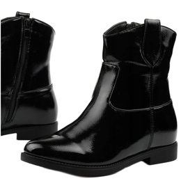 Botas pretas isoladas com uma cunha oculta de couro ecológico Leafoak preto 1
