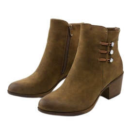 Botas de camurça cáqui no poste Keenshaper verde 2