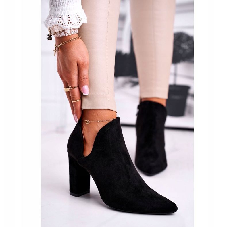 MSMG Botas femininas com corte de salto preto Voom 1