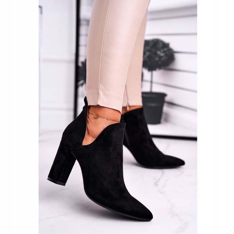 MSMG Botas femininas com corte de salto preto Voom 2