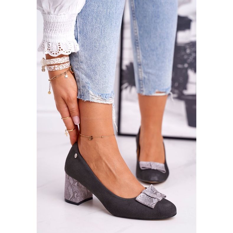 Bombas femininas Maciejka camurça grafite 3356A-43 / 00-1 multicolorido 1 Bombas femininas Maciejka camurça grafite 3356A-43 / 00-1 multicolorido 1