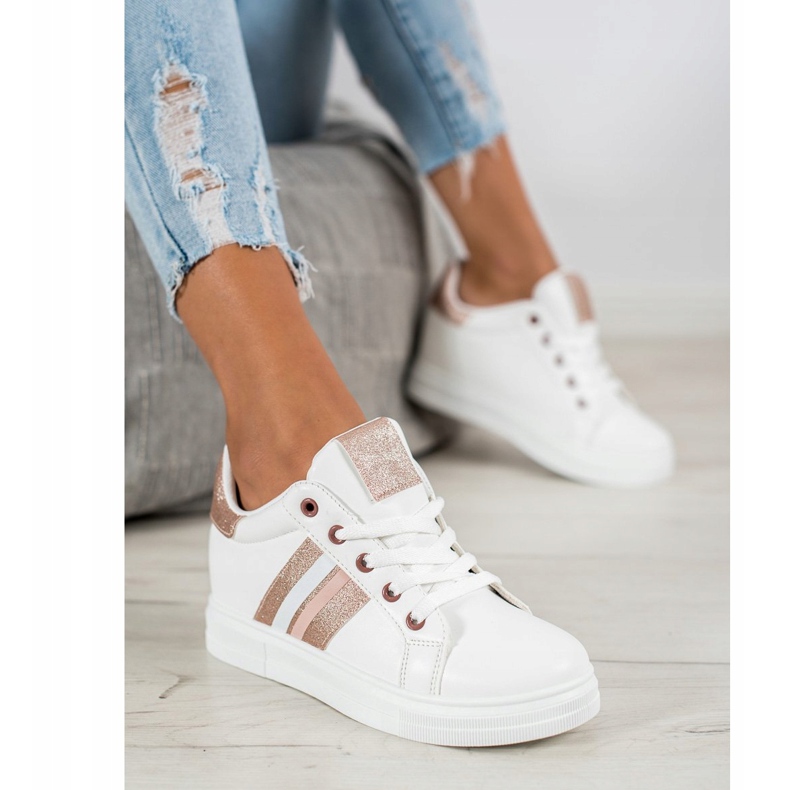 SHELOVET Calçados esportivos em cunha branco 1