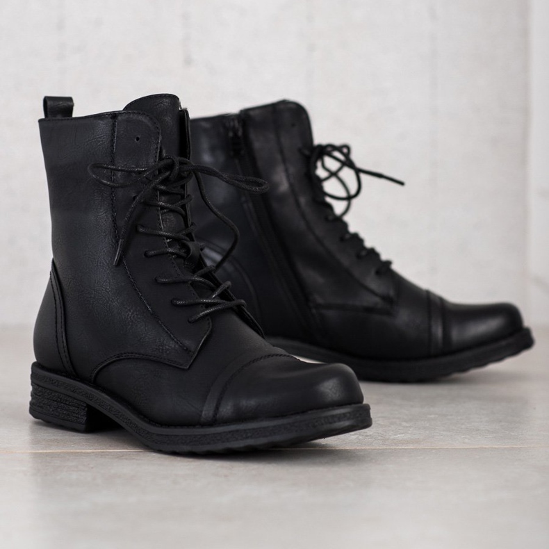 SDS Trabalhadores atados preto 1