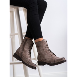 SDS Trabalhadores atados bege 1