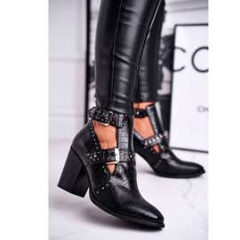 FRSS Botas femininas com recorte de croco preto Ária 1 FRSS Botas femininas com recorte de croco preto Ária 1