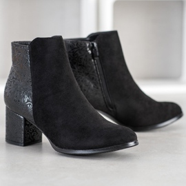 J. Star Botas Pretas Com Estampa preto 1
