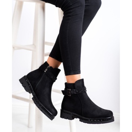 Bella Star Botas pretas com enfeites preto 1 Bella Star Botas pretas com enfeites preto 1