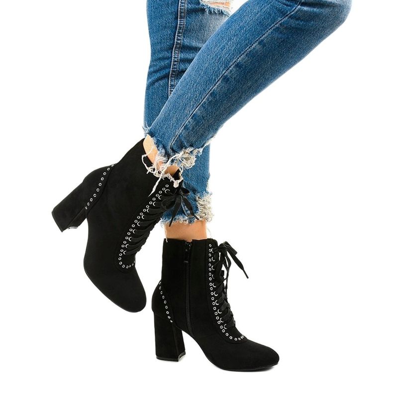 Botins pretos feitos de camurça ecológica Corstorphine 1