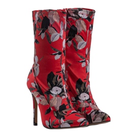 Botins vermelhos com meia Santana 1