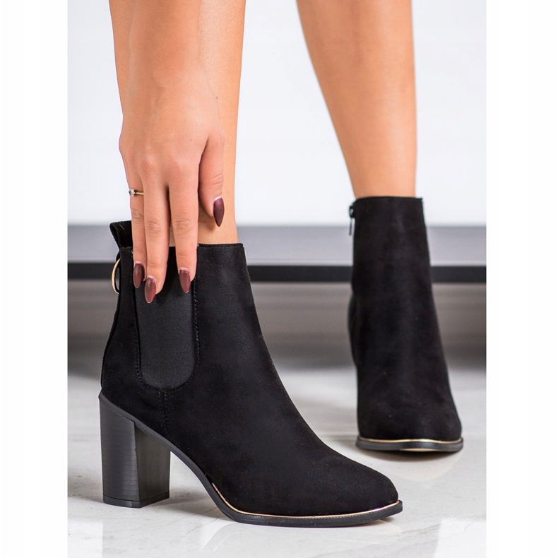 Fashion Botas em um poste alto preto 1
