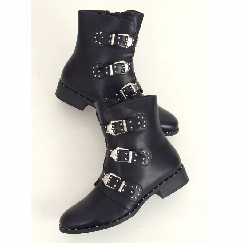 Botas pretas com tachas pretas HX502 Preto 1