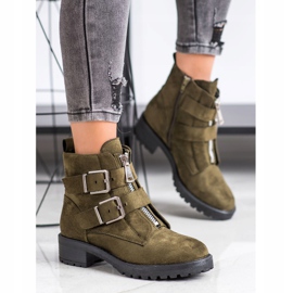 Corina Trabalhadores Casuais cáqui verde 1