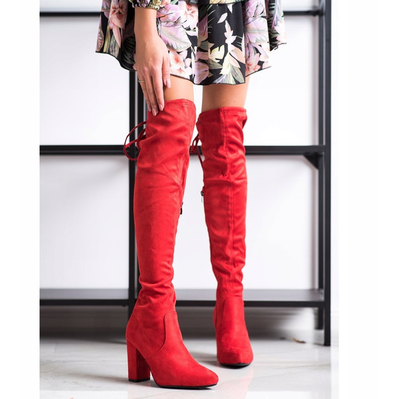 Wilady Botas altas em um poste vermelho 1 Wilady Botas altas em um poste vermelho 1