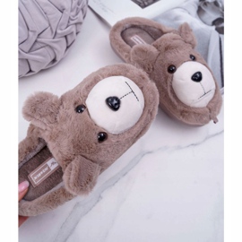 Chinelos femininos com pele de urso marrom bege 1