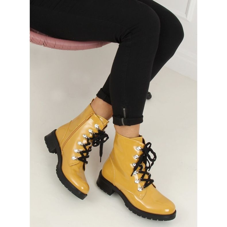 Botas lacadas a amarelo 7982-PA Amarelo 1