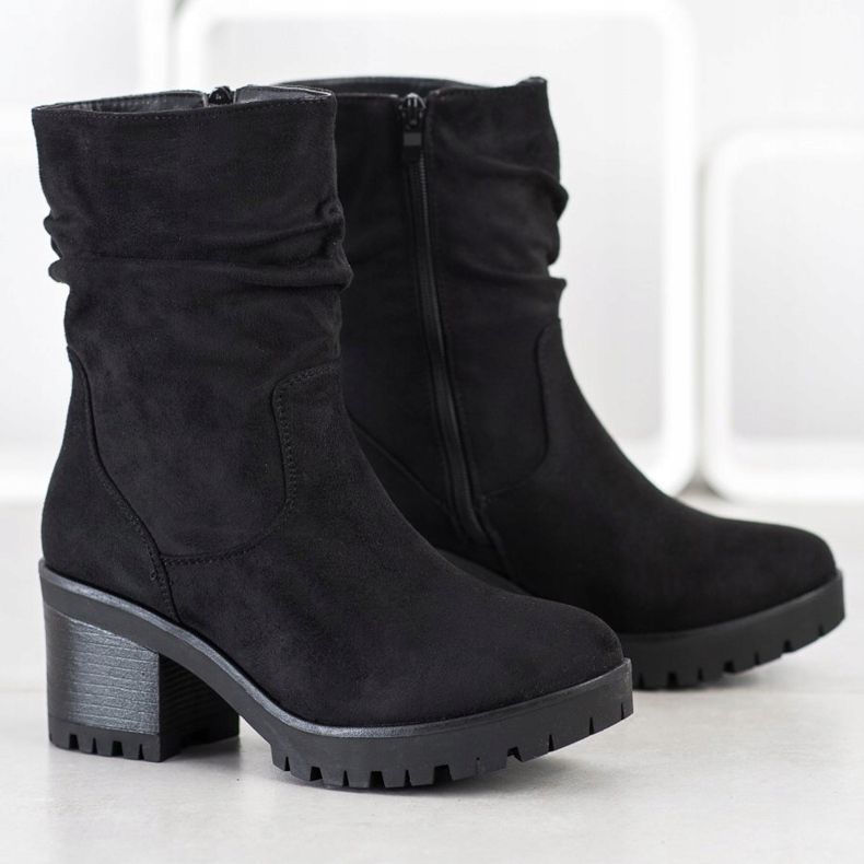 Flyfor Botas com parte superior franzida preto 1