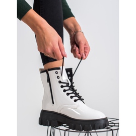 SHELOVET Armadilhas envernizadas na plataforma branco 1