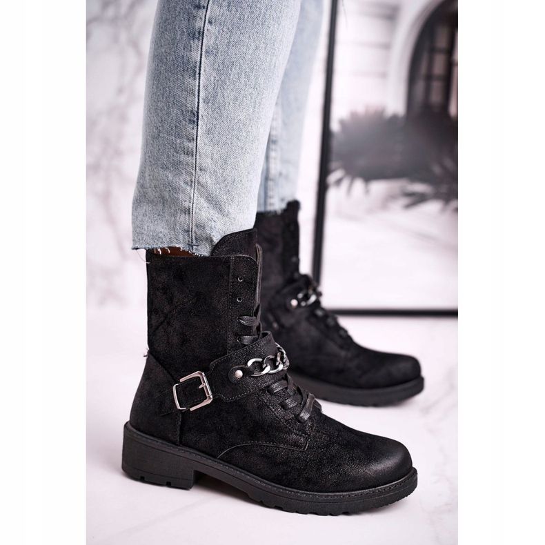 Botas pretas de camurça Augusta preta com corrente preto 1 Botas pretas de camurça Augusta preta com corrente preto 1