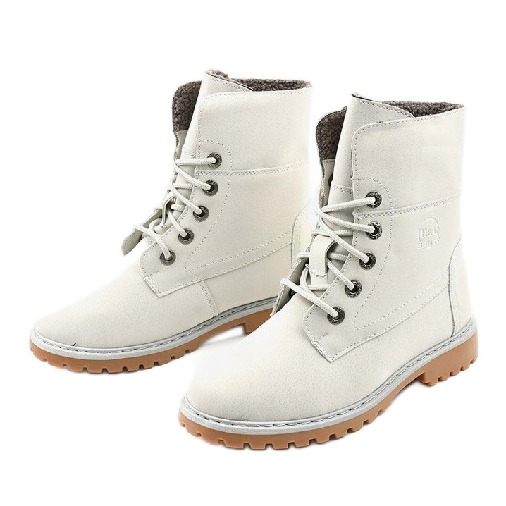 Botas isoladas cinza da barraca 2